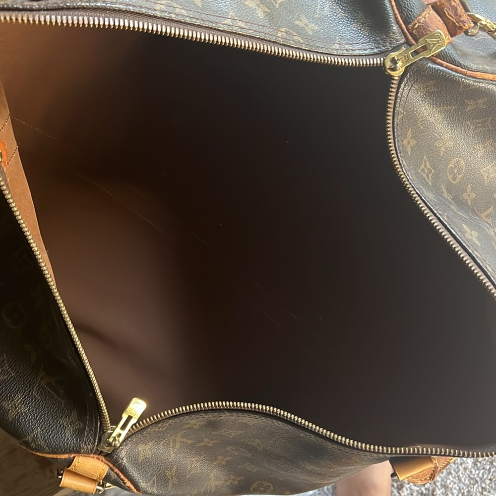 Louis Vuitton Keepall 55 Bandouliere Duffel Bag - Picture 15 of 17